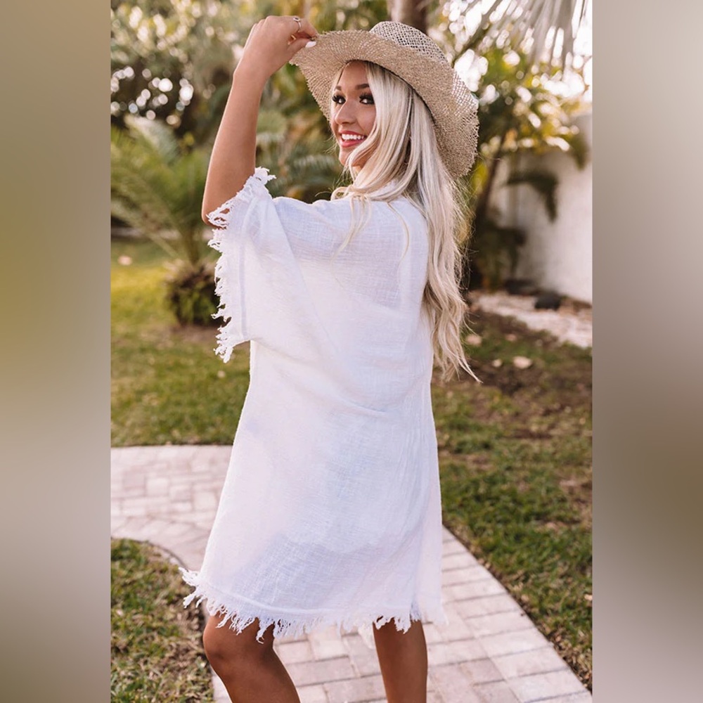 Elegant White Fringe Overlay